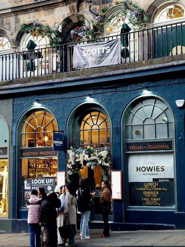 Howies Victoria – Classic Scottish on Iconic Victoria Street