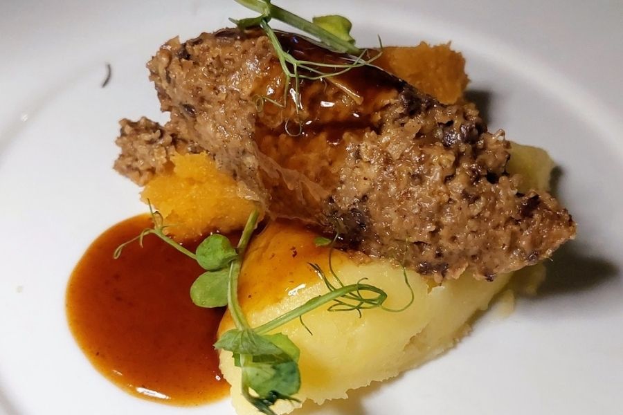 To try best haggies, go to Howies Victoria