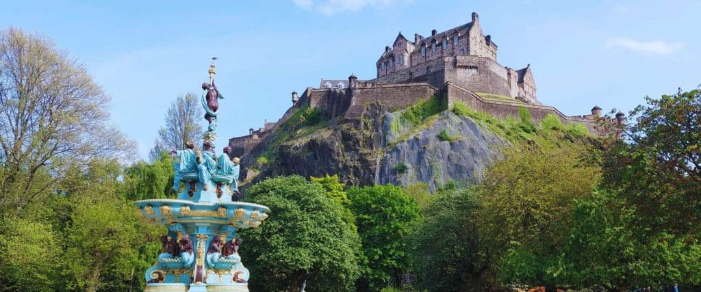 What to do in Edinburgh? Get ideas, recommendations and tips for your visit.